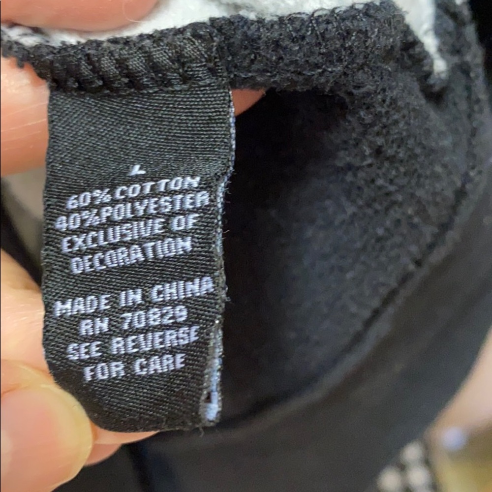 Sweatshirt - Picture 4 of 4